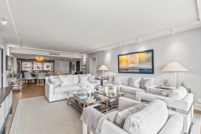 2784 S Ocean Boulevard 303n, Palm Beach, FL 33480