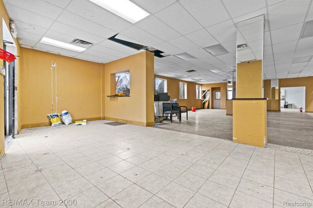 26110 MICHIGAN Avenue, Inkster, MI 48141