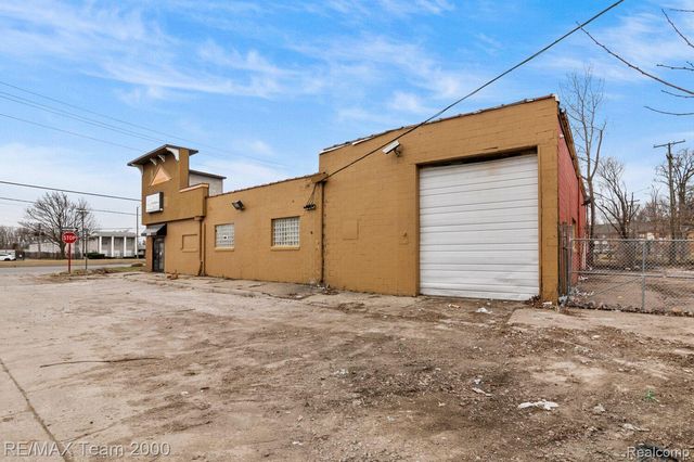 26110 MICHIGAN Avenue, Inkster, MI 48141
