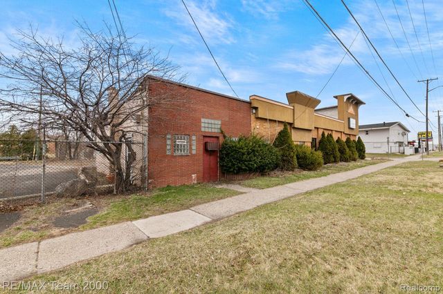 26110 MICHIGAN Avenue, Inkster, MI 48141