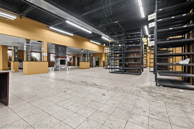 26110 MICHIGAN Avenue, Inkster, MI 48141