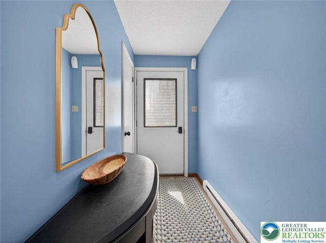53 Maple Street, Clifton Twp, PA 18424