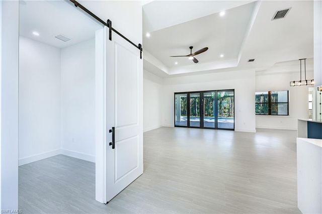 4248 13th AVE SW, Naples, FL 34116