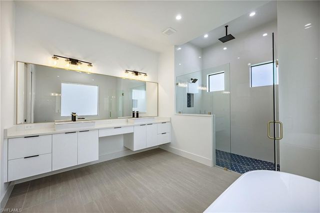 4248 13th AVE SW, Naples, FL 34116