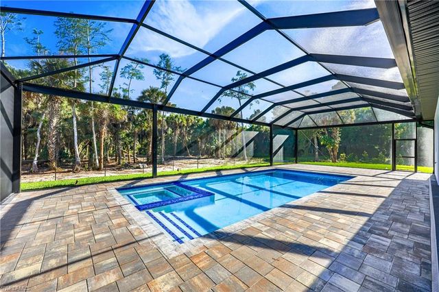 4248 13th AVE SW, Naples, FL 34116