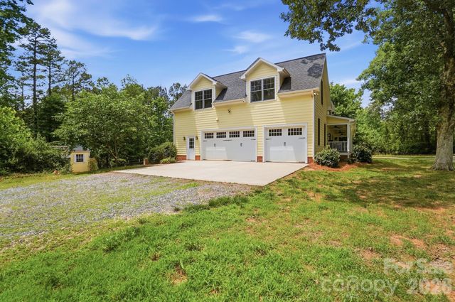 512 Pump Jack Way, Waxhaw, NC 28173