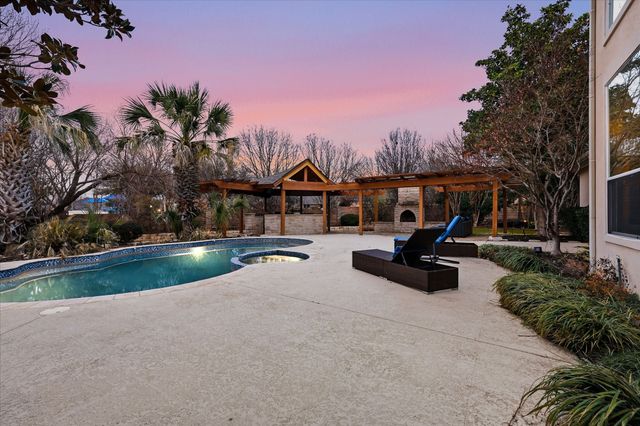 4308 Native Oak Court, Flower Mound, TX 75022