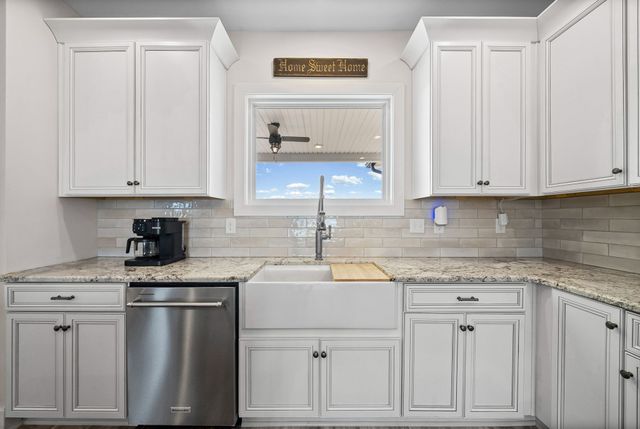 720 Moore Hollow Rd, Indian Mound, TN 37079