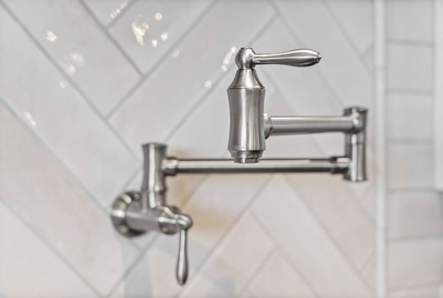 720 Moore Hollow Rd, Indian Mound, TN 37079