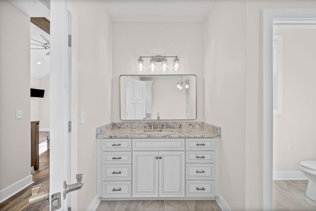 720 Moore Hollow Rd, Indian Mound, TN 37079