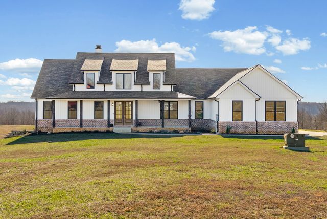 720 Moore Hollow Rd, Indian Mound, TN 37079