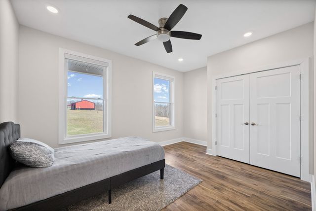 720 Moore Hollow Rd, Indian Mound, TN 37079