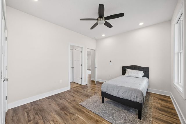 720 Moore Hollow Rd, Indian Mound, TN 37079