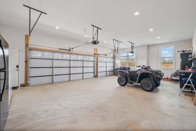 720 Moore Hollow Rd, Indian Mound, TN 37079