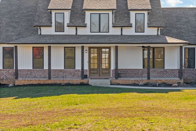 720 Moore Hollow Rd, Indian Mound, TN 37079