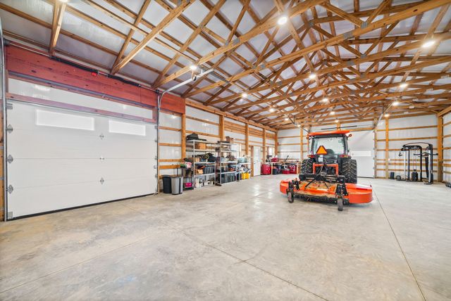 720 Moore Hollow Rd, Indian Mound, TN 37079