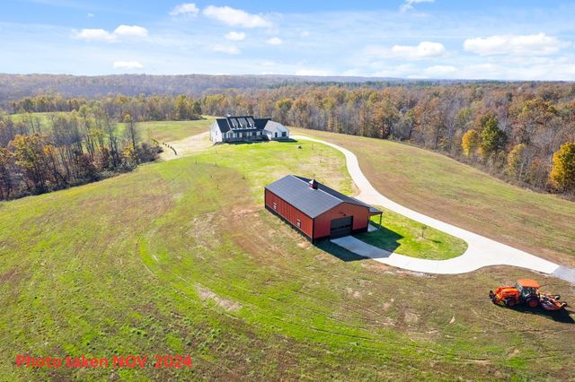 720 Moore Hollow Rd, Indian Mound, TN 37079
