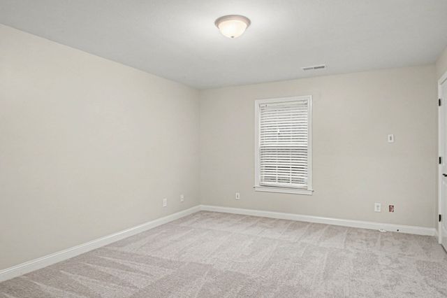 544 Larkspur Dr, Clarksville, TN 37043