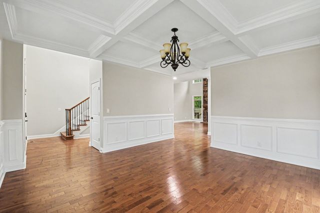 544 Larkspur Dr, Clarksville, TN 37043