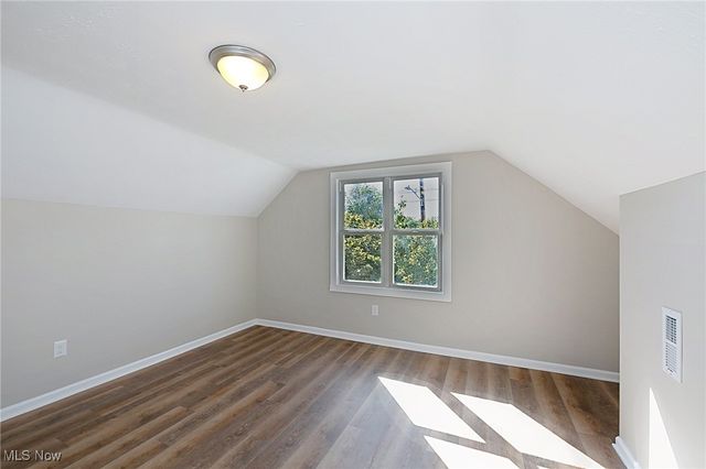 7212 Camden Avenue, Cleveland, OH 44102