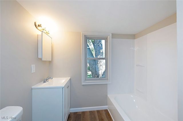 7212 Camden Avenue, Cleveland, OH 44102