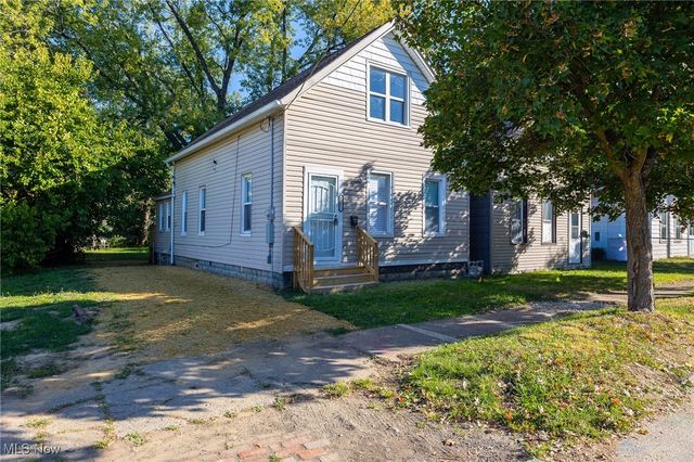 7212 Camden Avenue, Cleveland, OH 44102