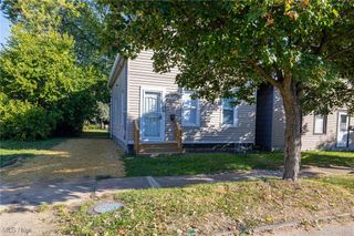 7212 Camden Avenue, Cleveland, OH 44102