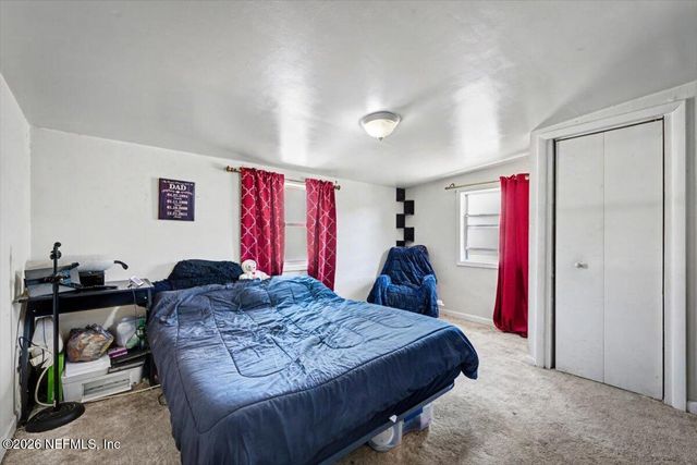 8610 LENOX Avenue, Jacksonville, FL 32221