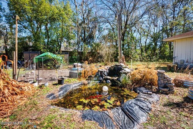 8610 LENOX Avenue, Jacksonville, FL 32221