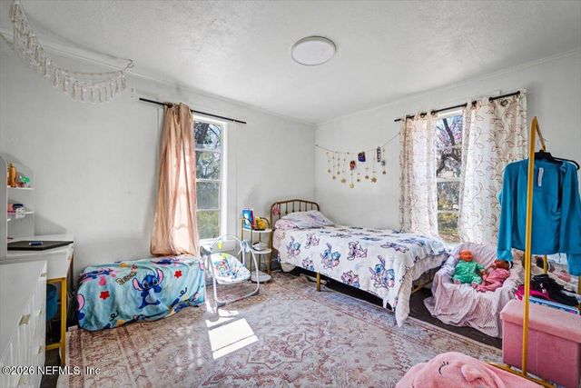 8610 LENOX Avenue, Jacksonville, FL 32221