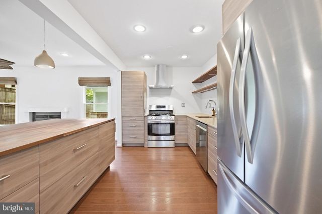 4016 SIMMS DR, Kensington, MD 20895