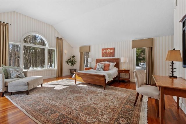 2 Duston Ln, Acton, MA 01720