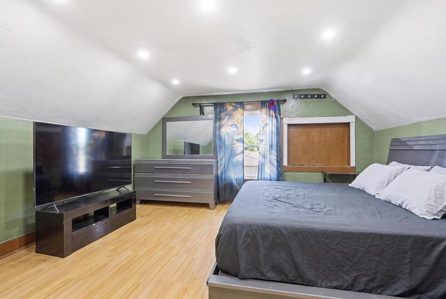 132 Huntington St, Brockton, MA 02301