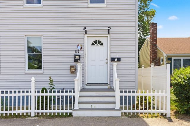 132 Huntington St, Brockton, MA 02301