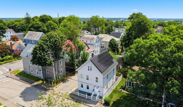 132 Huntington St, Brockton, MA 02301
