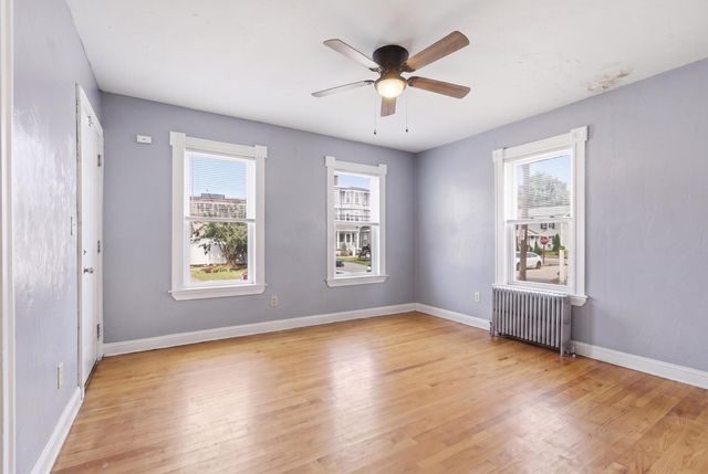 132 Huntington St, Brockton, MA 02301
