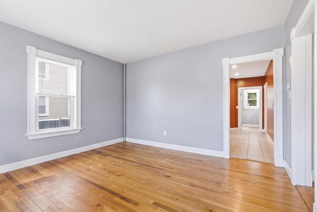 132 Huntington St, Brockton, MA 02301