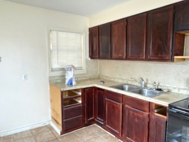 5438 Wharton St, Corpus Christi, TX 78415