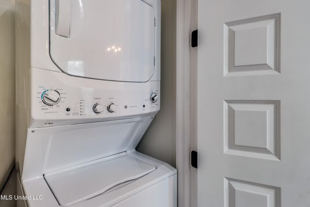 134 Demontluzin Avenue, Bay Saint Louis, MS 39520