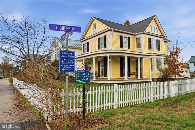 220 S MASSANUTEN ST, Strasburg, VA 22657