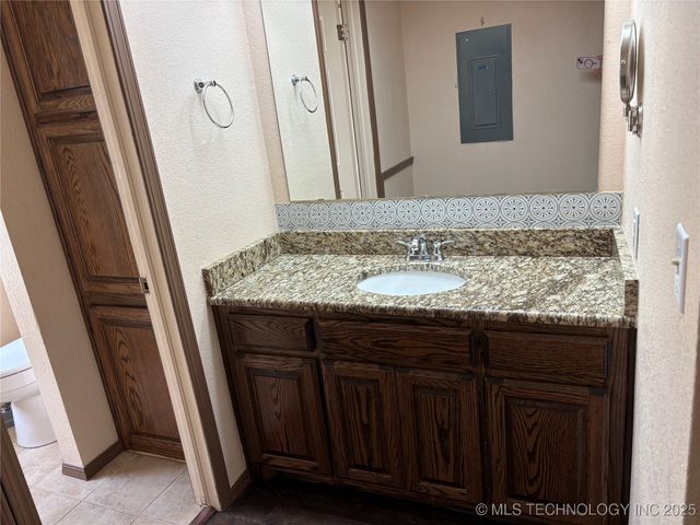 816 Boulder Drive, Ardmore, OK 73401