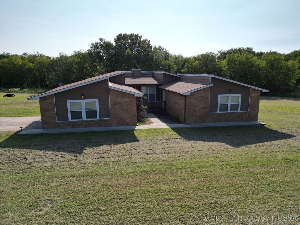 816 Boulder Drive, Ardmore, OK 73401