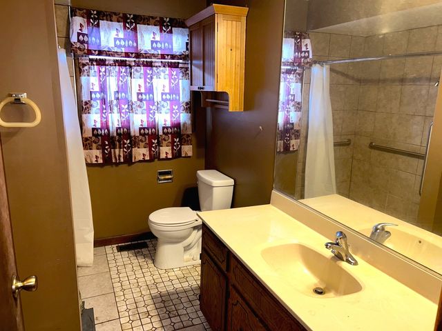 705 May Street, Calumet City, IL 60409