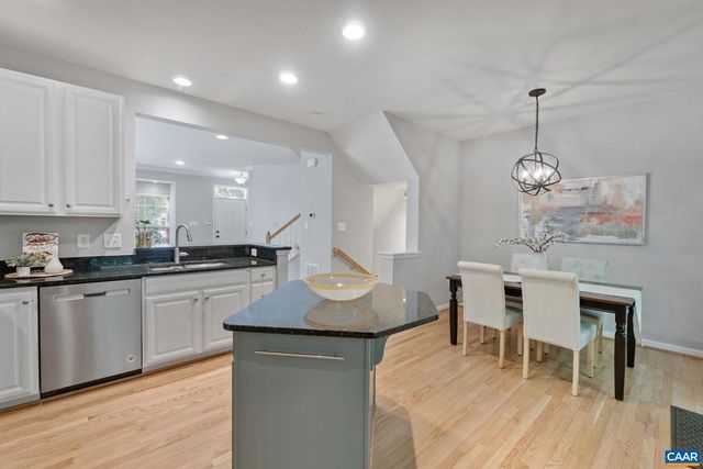 834 ROCK CREEK RD, Charlottesville, VA 22903