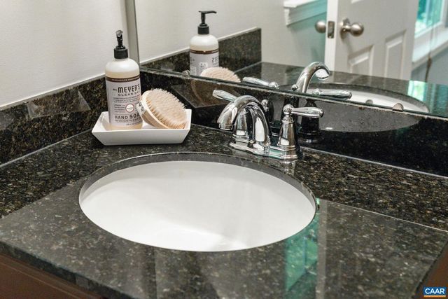 834 ROCK CREEK RD, Charlottesville, VA 22903