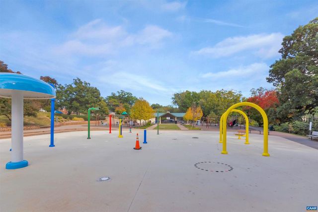 834 ROCK CREEK RD, Charlottesville, VA 22903