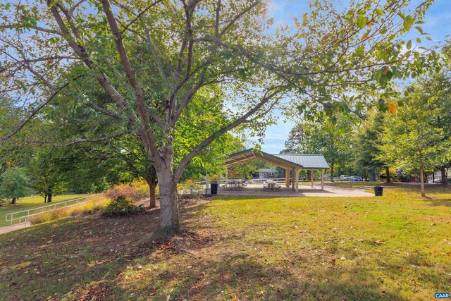 834 ROCK CREEK RD, Charlottesville, VA 22903