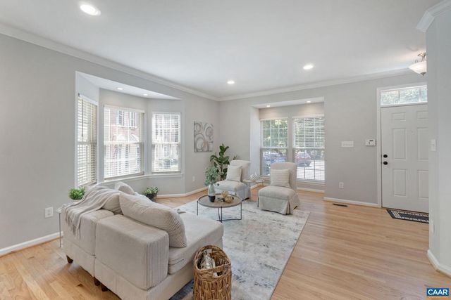 834 ROCK CREEK RD, Charlottesville, VA 22903