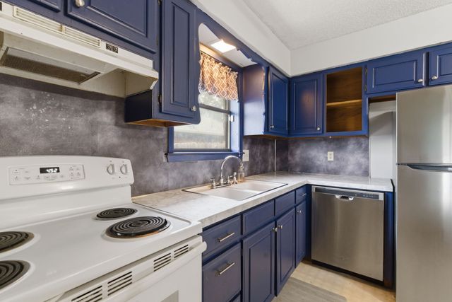 1217 Elmira Street, Weatherford, TX 76086