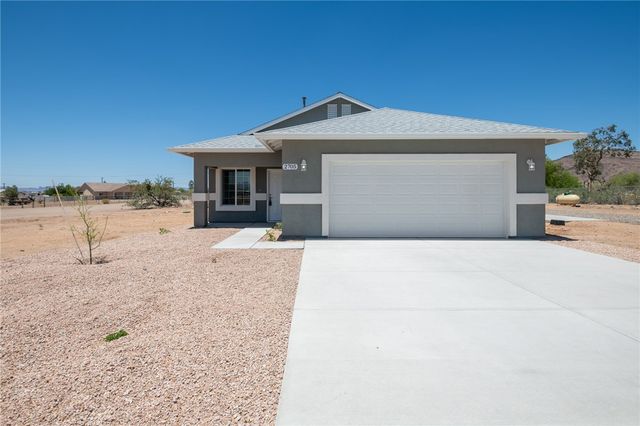 2705 W Shauna Drive, Golden Valley, AZ 86413